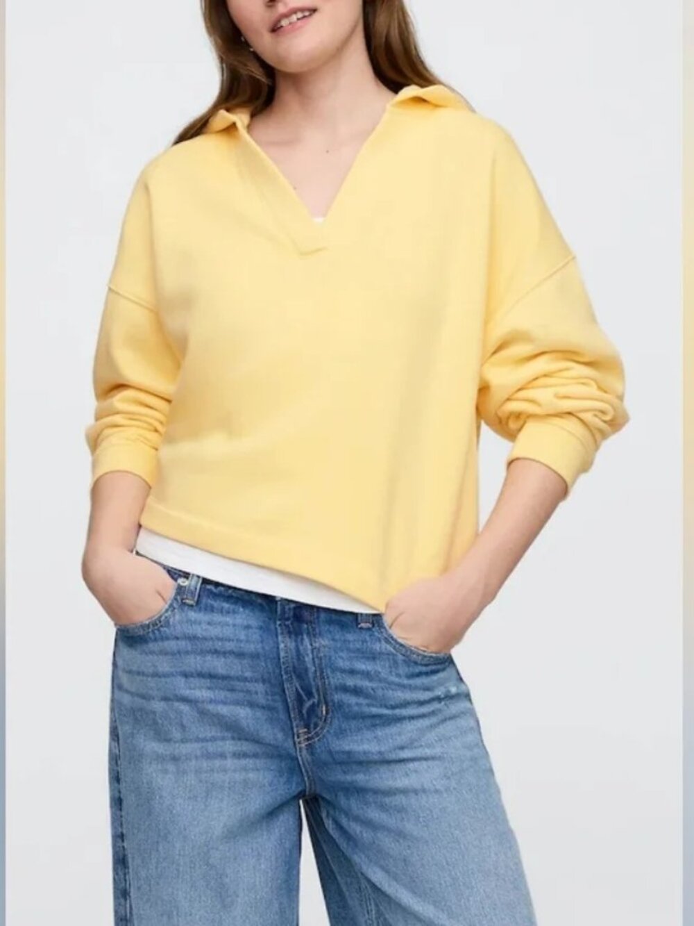 Gap Relaxed Fleece V-Neck Hoodie NWT! Super soft - Picture 2 of 5